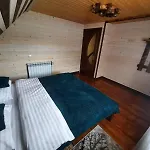 карпатський двір Krivorovnya