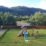 Dom wakacyjny карпатський двір Krivorovnya