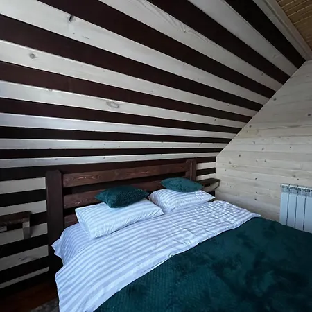 карпатський двір Krivorovnya