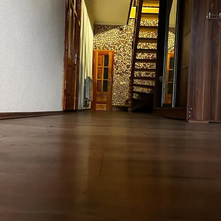 карпатський двір * Krivorovnya