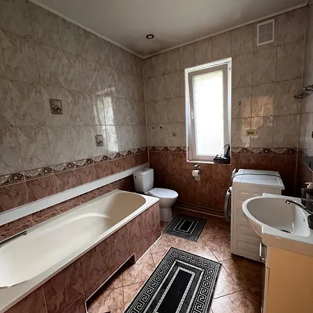 карпатський двір