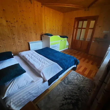 карпатський двір Krivorovnya